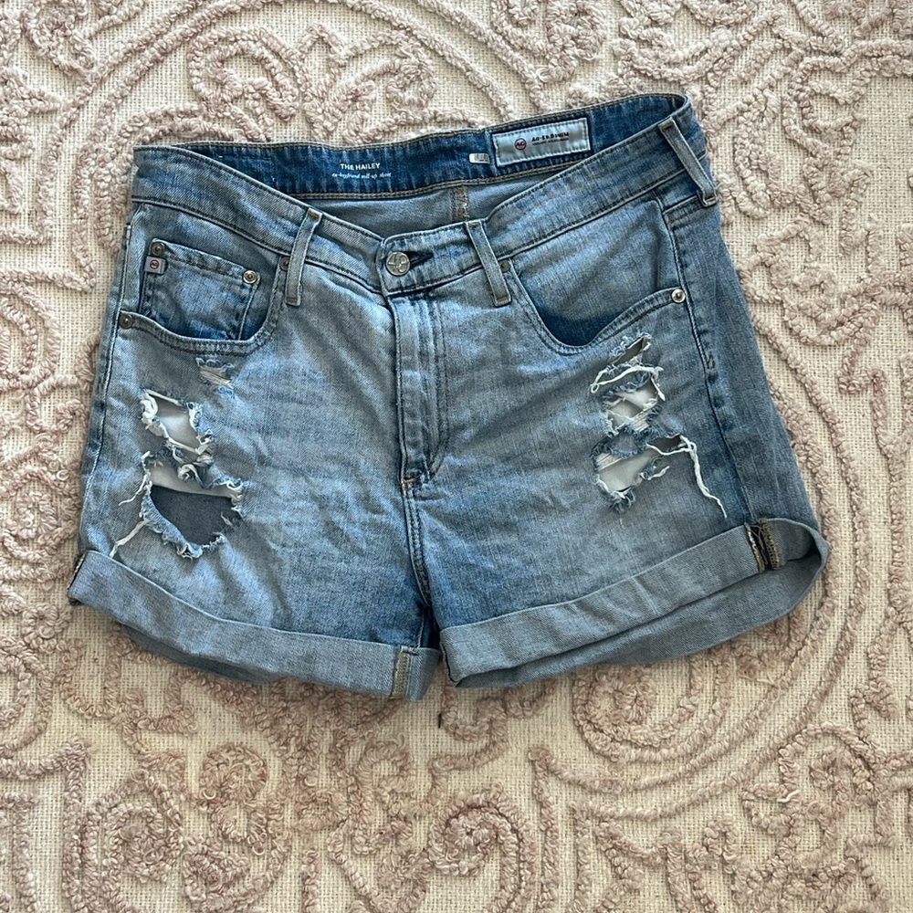 AG Jean Short Size 29R